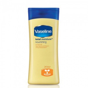 Vaseline Total Moisture 03