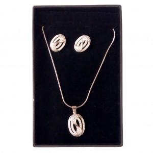 Women Nacklaces