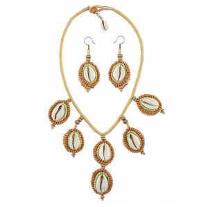 Seashell and Beads Necklace Set