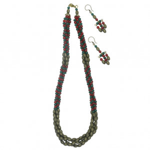 Green and Maroon Metal Beaded Necklace Set