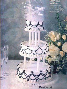 Simply Black and white Cake - customfieldsforall