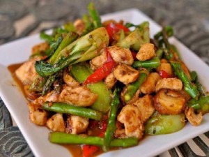 KING PAD PAK KAUMMIT – CHICKEN VEGETABLE