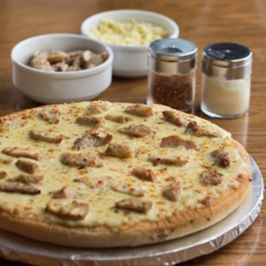 Chicken Alfredo Pizza