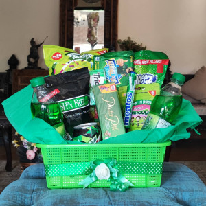 premium-green-snack-hamper