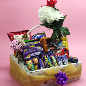 happiness-n-joy-gift-basket-1