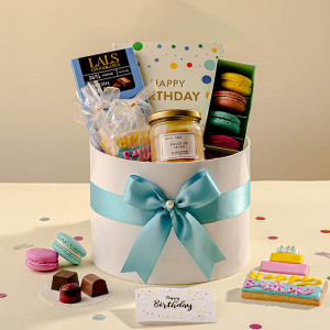 lals-birthday-love-hamper-1