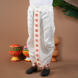 Shubhra Utsav Dhuti