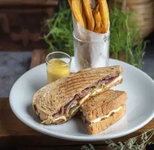 Roast Beef Sandwich