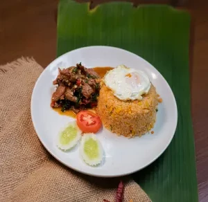Beef Basil Leaf with Fried Rice