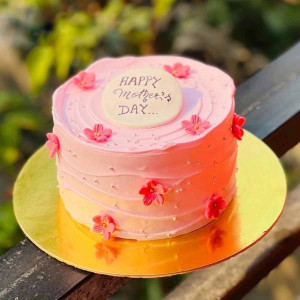 Customize Mother's Day Cake
