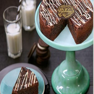 cookies-and-cream-chocolate-cake