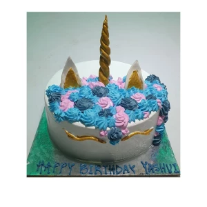 crave-bakery-unicorn-design-white-forest-cake-2lbs
