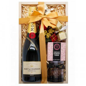 champagne-christmas-gift-hamper