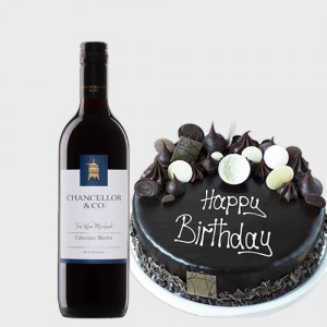 premium-mud-cake-with-red-wine