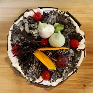 radisson-hotel-rich-decadent-1lbs-black-forest-cake