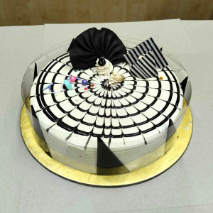 Chocolate Vanilla Cake