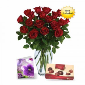 18-red-roses-and-chocolate