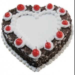 heart-shape-black-forest-cake