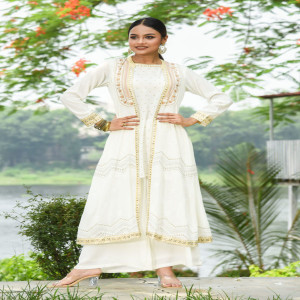 Off White Georgette Printed Kurti With Pant