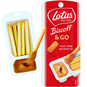 lotus-biscoff-go-biscuit-spread-and-breadsticks-1