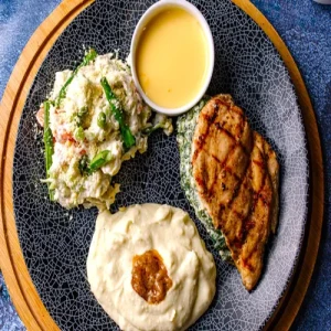Spinach Stuffed Garlic Chicken