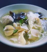 Chicken Wonton Soup Mushroom, Chicken Ball And Wonton In Lemongrass Soup