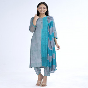 Green Viscose Salwar Kameez
