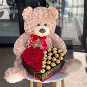 Ferrero with Rose Gift Hamper