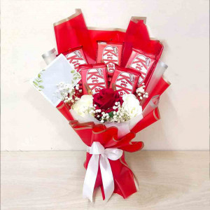 KitKat and Artificial Rose Bouquet