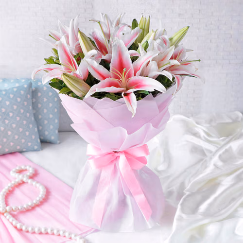 bunch-of-6-pink-oriental-lilies