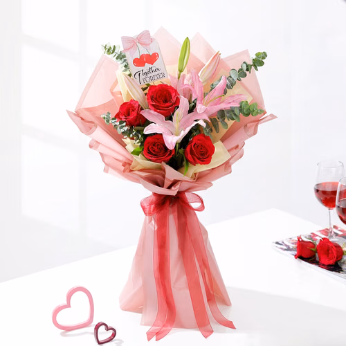 delicate-roses-and-lilies-bouquet