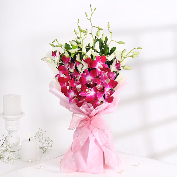 exquisite-orchid-bloom-bouquet