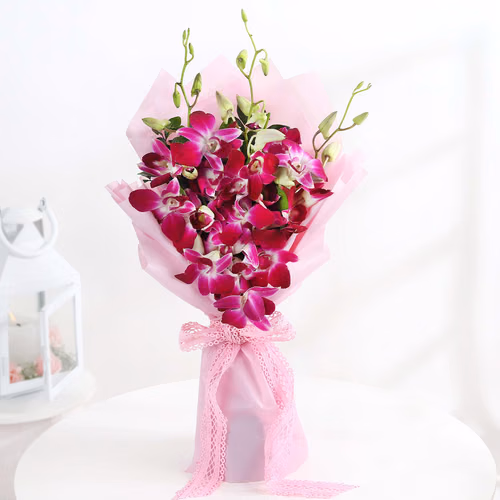 exquisite-orchid-bouquet