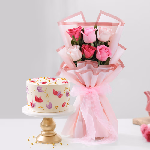 floral-bliss-cake-with-elegant-roses-bouquet