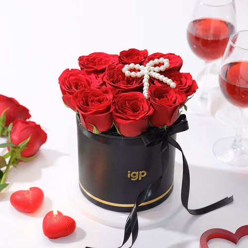 signature-9-roses-arrangement