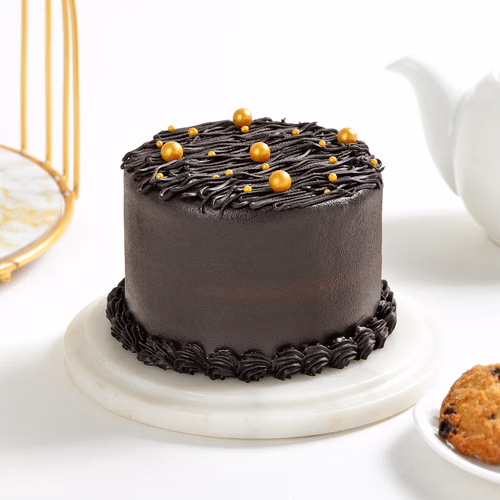 choco-chip-loaded-birthday-cake-300-gm