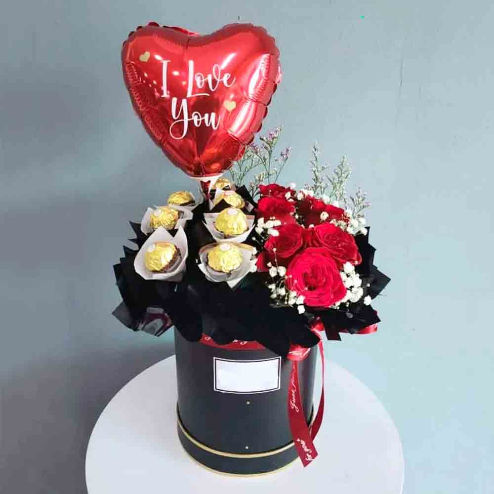 Ferrero with Rose Mixed Bouquet